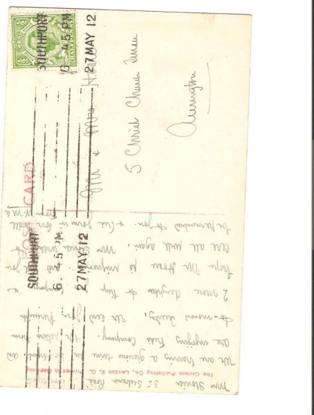 画像2: オランダ衣装の女の子 (2)