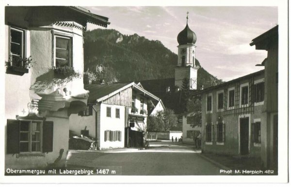 画像1: ドイツ　Oberammergau mit Labergebirge 小さな村 (1)