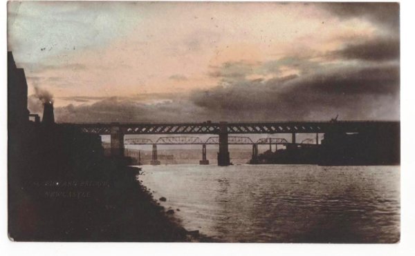画像1: イギリス　King Edward Bridge,  Newcastle  橋 (1)