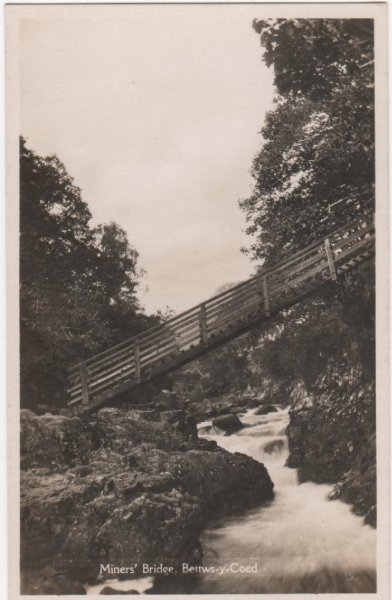 画像1: イギリス  Miners' Bridge   Bettws-Coed  鉱山労働者のための橋 (1)