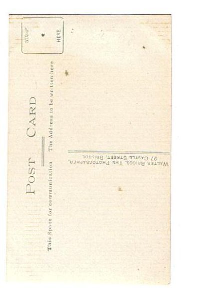 画像2: 肖像写真　お人形と女の子 (2)