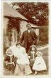 画像1: 家族肖像写真　イギリス　1910年頃 (1)