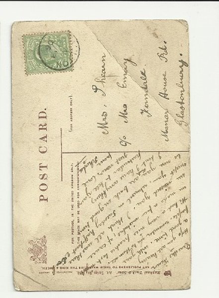 画像2: お人形さんとお祈りをする女の子 (2)