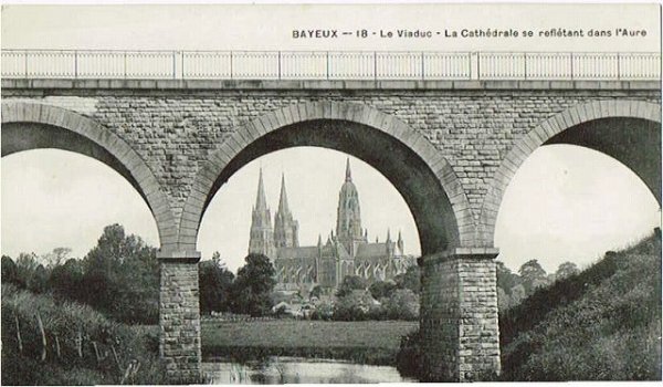 画像1: フランス　バイユー　橋と大聖堂 (1)