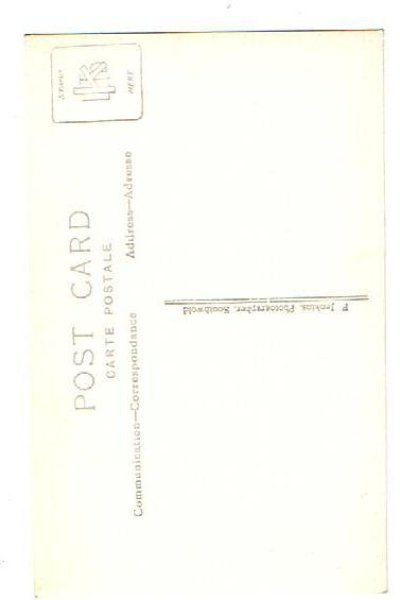 画像2: イギリス　教会のガーゴイル？　首を拾う人 (2)