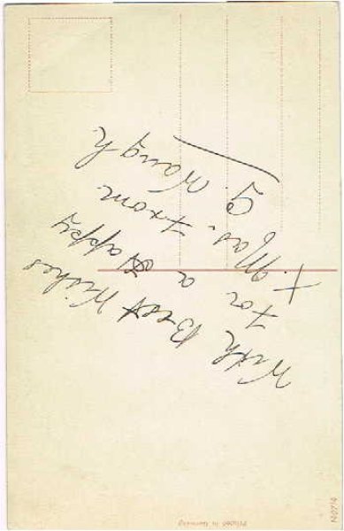 画像2: 子豚を抱く女の子 (2)