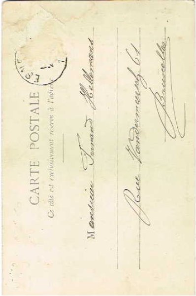 画像2: 絵葉書をポストに投函する女の子 (2)