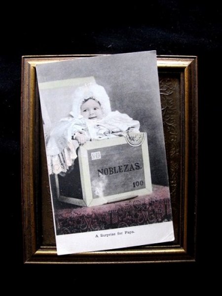 画像2: びっくり箱に入った赤ちゃん パパへのサプライズ 1910年頃未使用 (2)