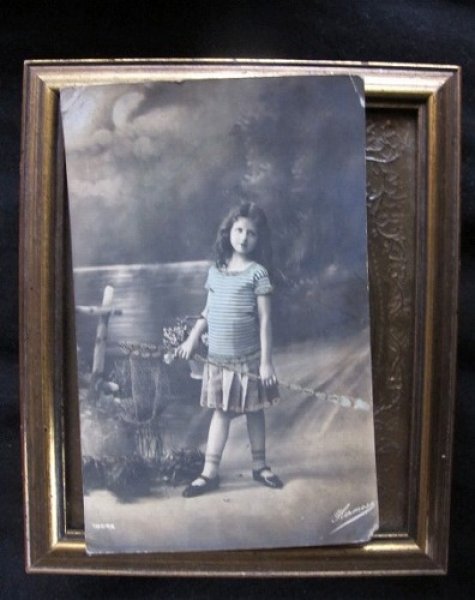 画像2: 女の子 1914年 (2)