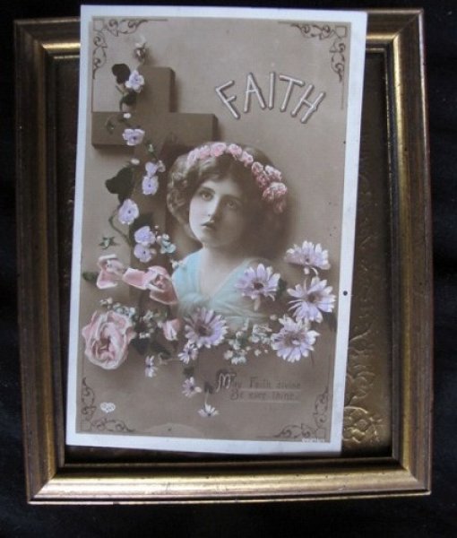 画像2: 十字架とお花と女の子 1919年 (2)