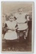 画像1: 肖像写真　小さな女の子の姉妹　1905年頃 (1)