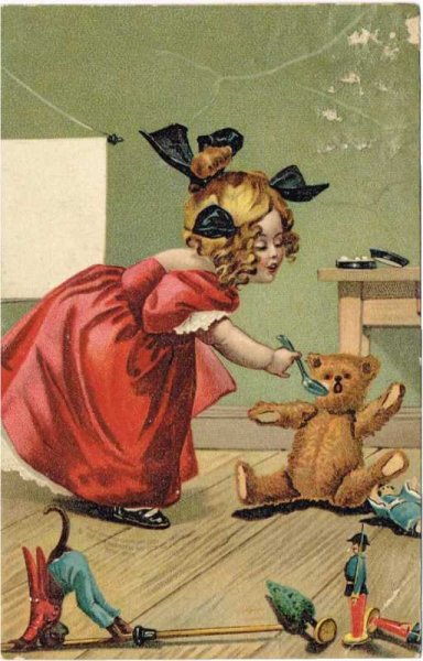 画像1: テディベアにキャンディーを与える女の子　M. Greiner 1912年 (1)