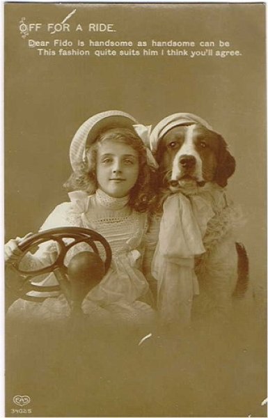 画像1: Postcard 　車を運転する女の子と大きな犬 1910年頃 (1)