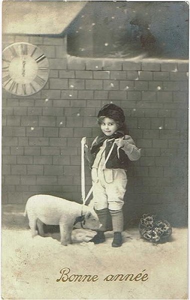 画像1: Postcard 　男の子と豚さんと四つ葉クローバー 1914年 (1)