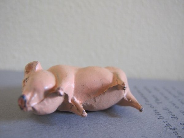 画像4: Lead Figurine  ブタさん　（クロブチ） (4)