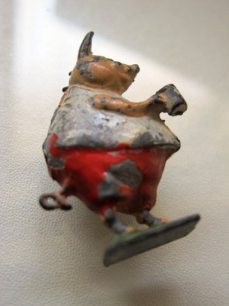 画像3: Cadbury Cococubs Figurine キャドバリー マグを持った豚さん (3)