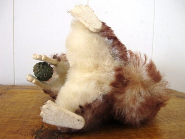 画像4: Vintage Soft Toys  アンティーク　ぬいぐるみ　クルミを持ったリス (4)