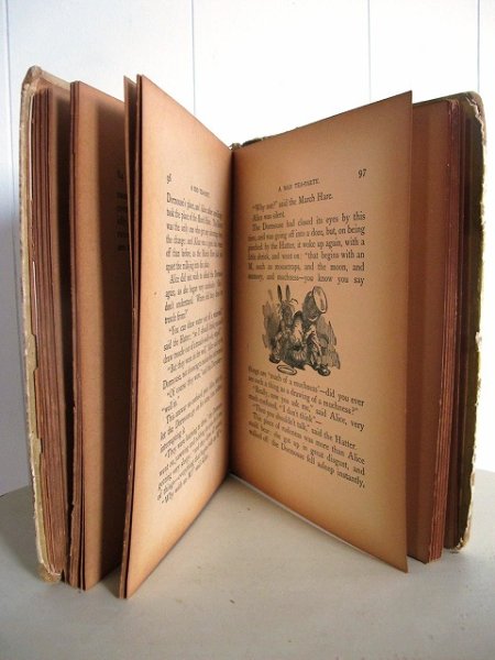 画像2: Vintage Book  洋書 不思議の国のアリス 1900年頃 (2)