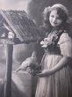画像2: Postcard  鳩と美しい女の子　1911年 (2)