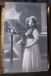 画像1: Postcard  鳩と美しい女の子　1911年 (1)
