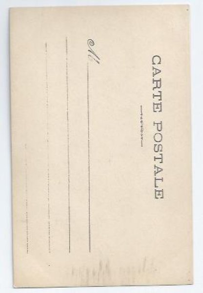 画像2: Postcard 鏡の前でおめかし中 ボンネット帽の小さな女の子 未使用  (2)