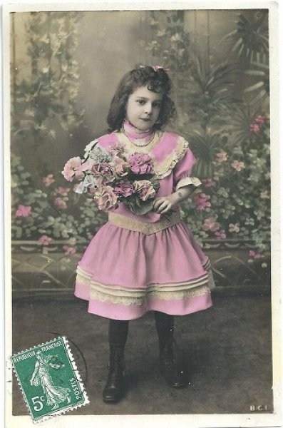 画像1: Postcard　薔薇のお花と女の子　フランス1908年　 (1)