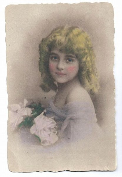 画像1: Postcard  薔薇のお花と女の子　未使用　 (1)