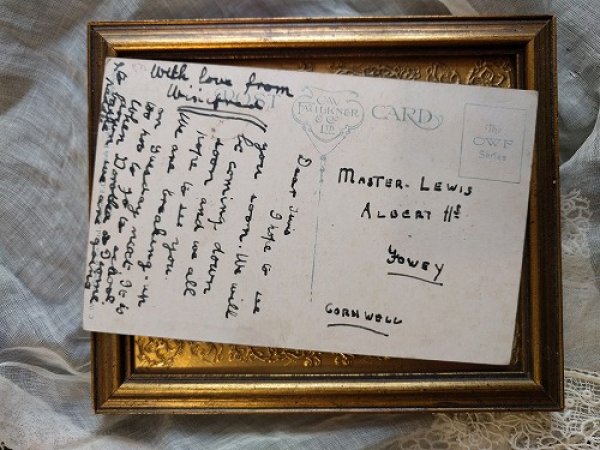 画像2: Postcard 金魚とタビー犬 EINCO Tubby Dog (2)