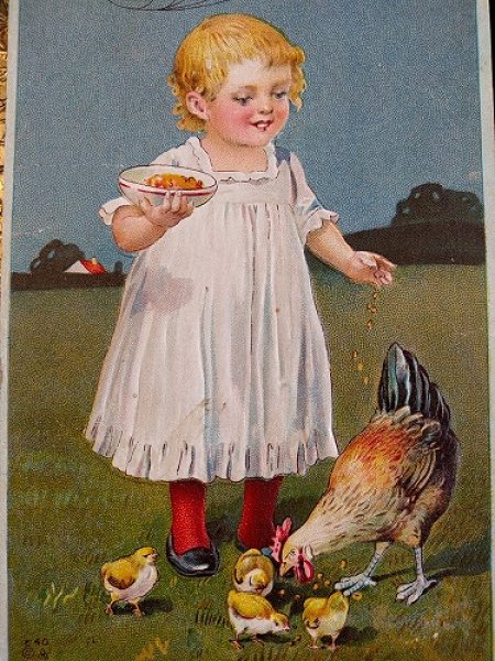 画像2: Postcard  イースター ニワトリとヒヨコにごはんを与える女の子 1918年 (2)