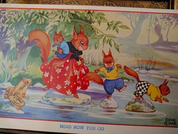 画像2: Postcard 川を渡るリスさん Rene Cloke 1970年代 (2)