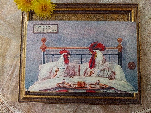 画像1: Postcard　B&Bのベッドで朝食　ニワトリ　Ellam 1908年 (1)