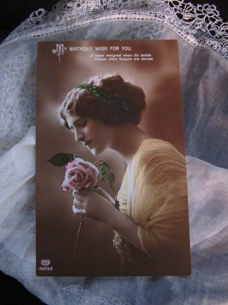 画像2: Postcard  横顔の女性と薔薇のお花  (2)