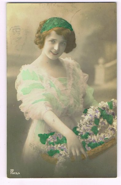 画像1: Postcard 　お花と女性　イギリス1915年 (1)
