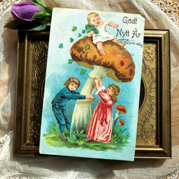 画像2: Postcard  大きなキノコと3人の子どもたち 1908年 (2)