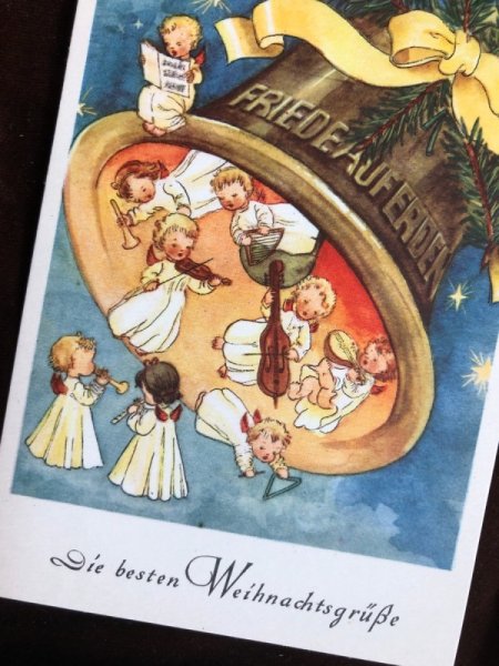 画像2: Postcard クリスマス 大きなベルと演奏をする天使たち 未使用 (2)