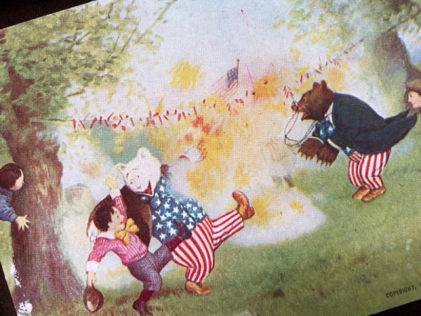 画像2: Postcard  花火でお祝いをするルーズベルトベア 未使用 (2)