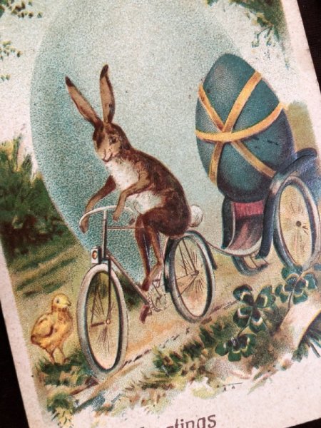 画像2: Postcard  イースター 大きな卵を自転車で運ぶウサギさん (2)