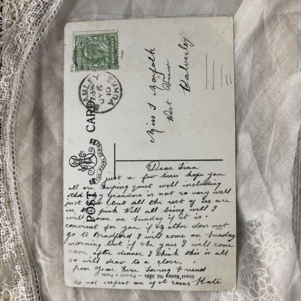 画像4: Postcard 大きな犬と女の子 (4)