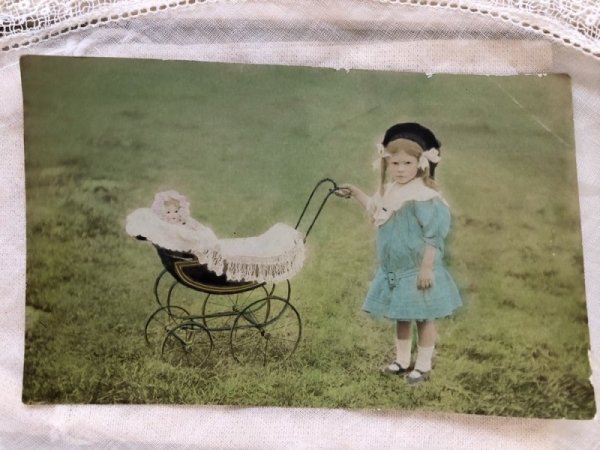 画像2: Postcard   お人形さんと女の子 乳母車 (2)