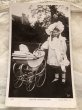画像2: Postcard   乳母車のお人形さんとボンネット帽子の女の子 　 イギリス1907年 (2)