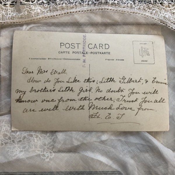 画像4: Postcard　肖像写真　2人の小さな女の子　イギリス (4)