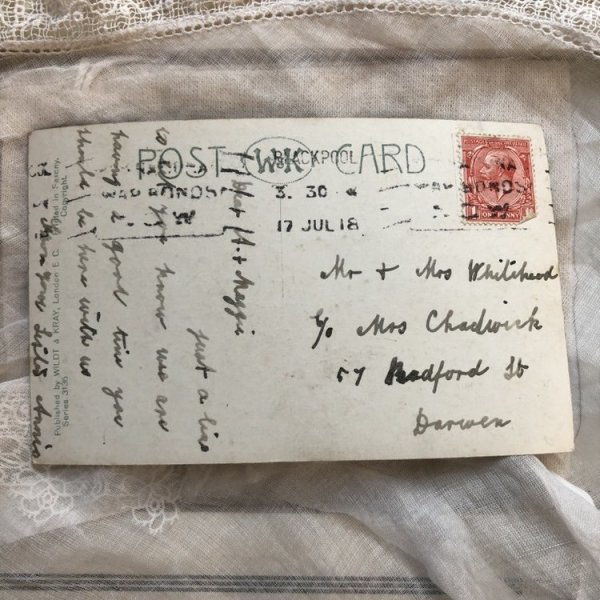 画像3: Postcard 黄色の薔薇と女の子 イギリス1918年 (3)