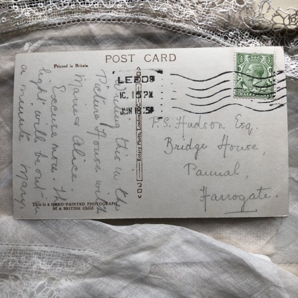 画像3: Postcard 水色リボンの女の子 イギリス1915年 (3)