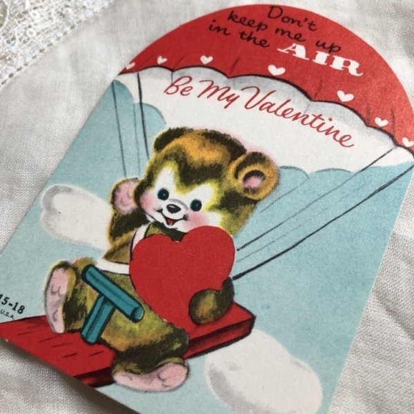 画像2: Greeting card バレンタイン パラシュートのついたシーソーで遊ぶクマさん (2)