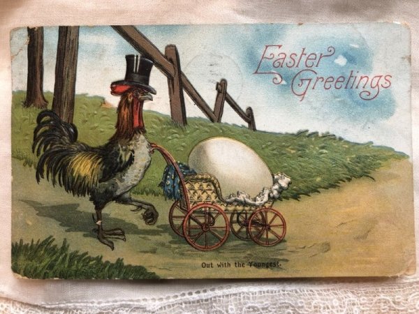 画像1: ▼SALE 500▼ Postcard　イースター　乳母車で大きな卵を運ぶニワトリさん　1909年 (1)