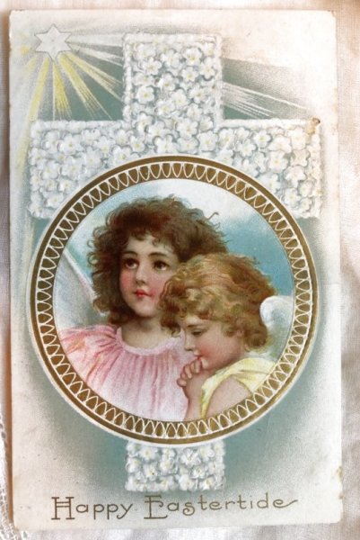 画像1: Postcard　イースター　十字架　祈る天使の女の子　F.Brundage ? (1)