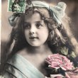 画像1: Postcard　薔薇のお花と女の子　Grete Reinwald　フランス　写真 (1)