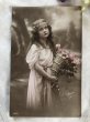 画像2: Postcard 　薔薇のお花を持つ女の子　イギリス1915年 (2)