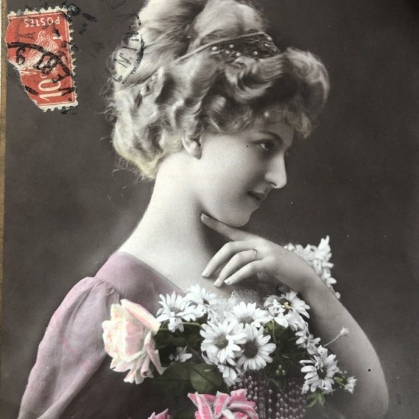 画像1: Postcard 　薔薇のお花と女の子　フランス　 (1)