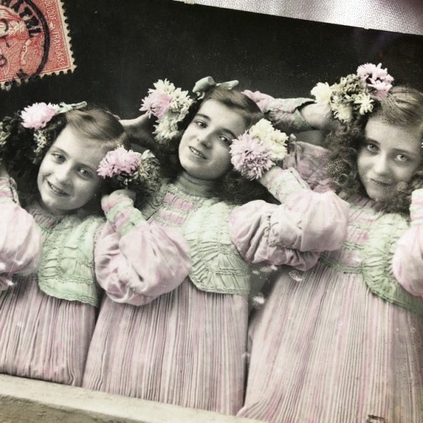 画像2: Postcard  4人の女の子 四姉妹 フランス1906年 (2)